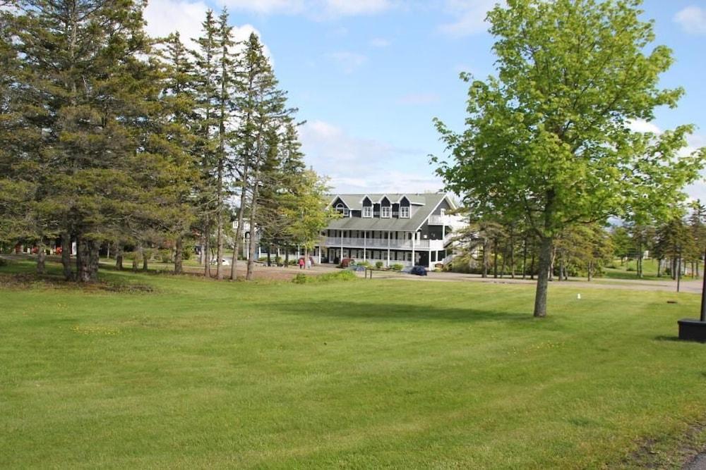 Inverary Resort Baddeck Inlet Exteriör bild